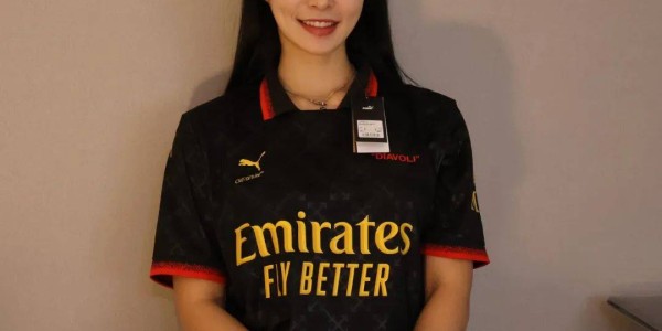 意甲联赛：莱切一鲸落万物生，AC米兰进攻线受损