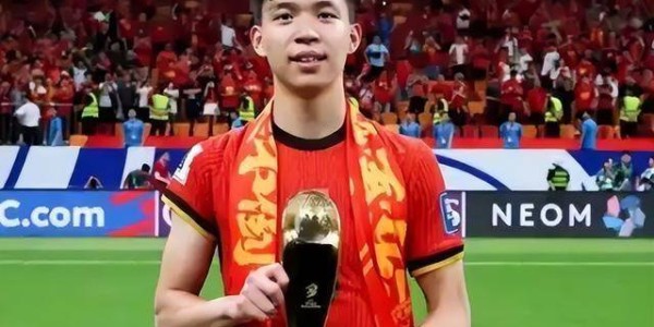 王钰栋踢意甲主力？并非毫无希望，2点因素有利，赞助商该发力了